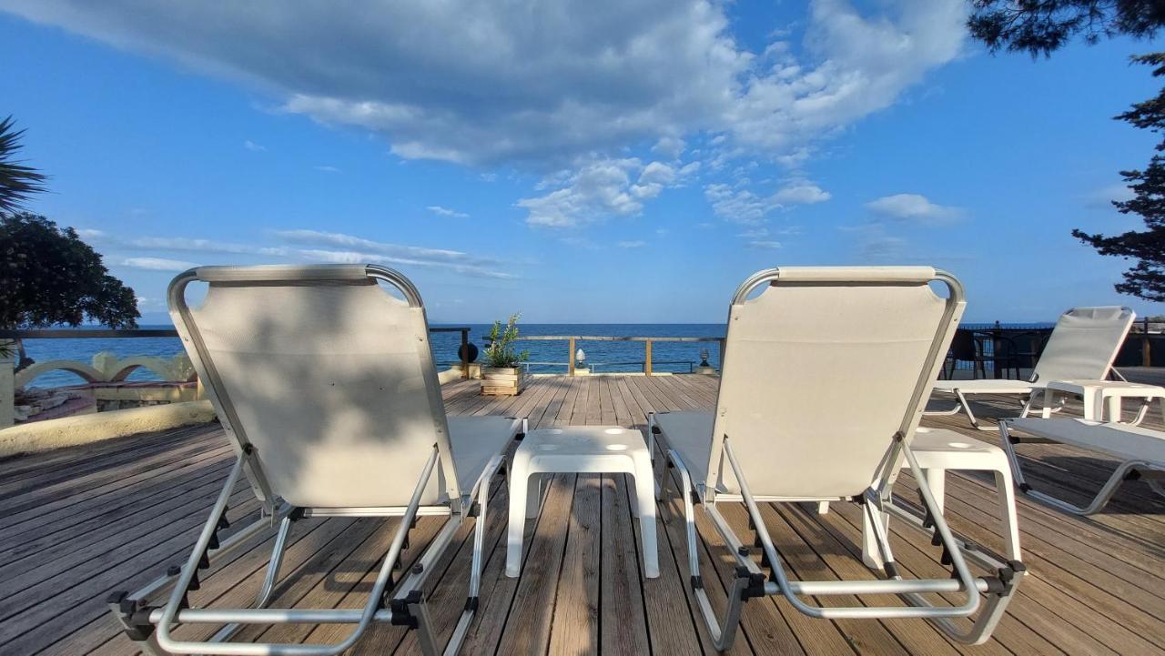 Silis Houses On The Beach Луца Экстерьер фото